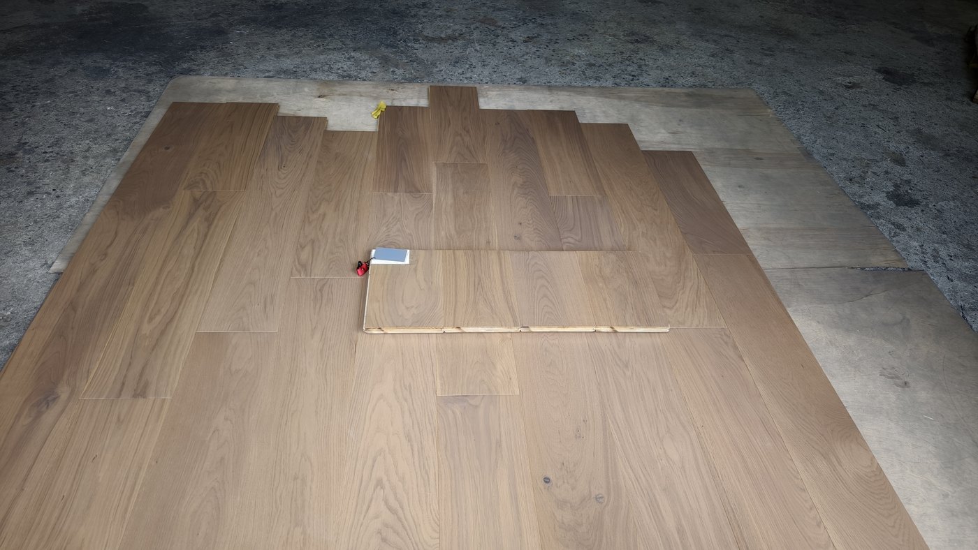 Oak flooring, Plank