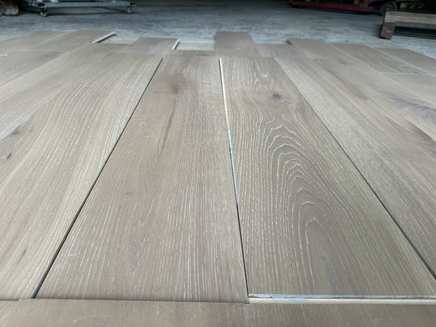 Oak flooring, Plank