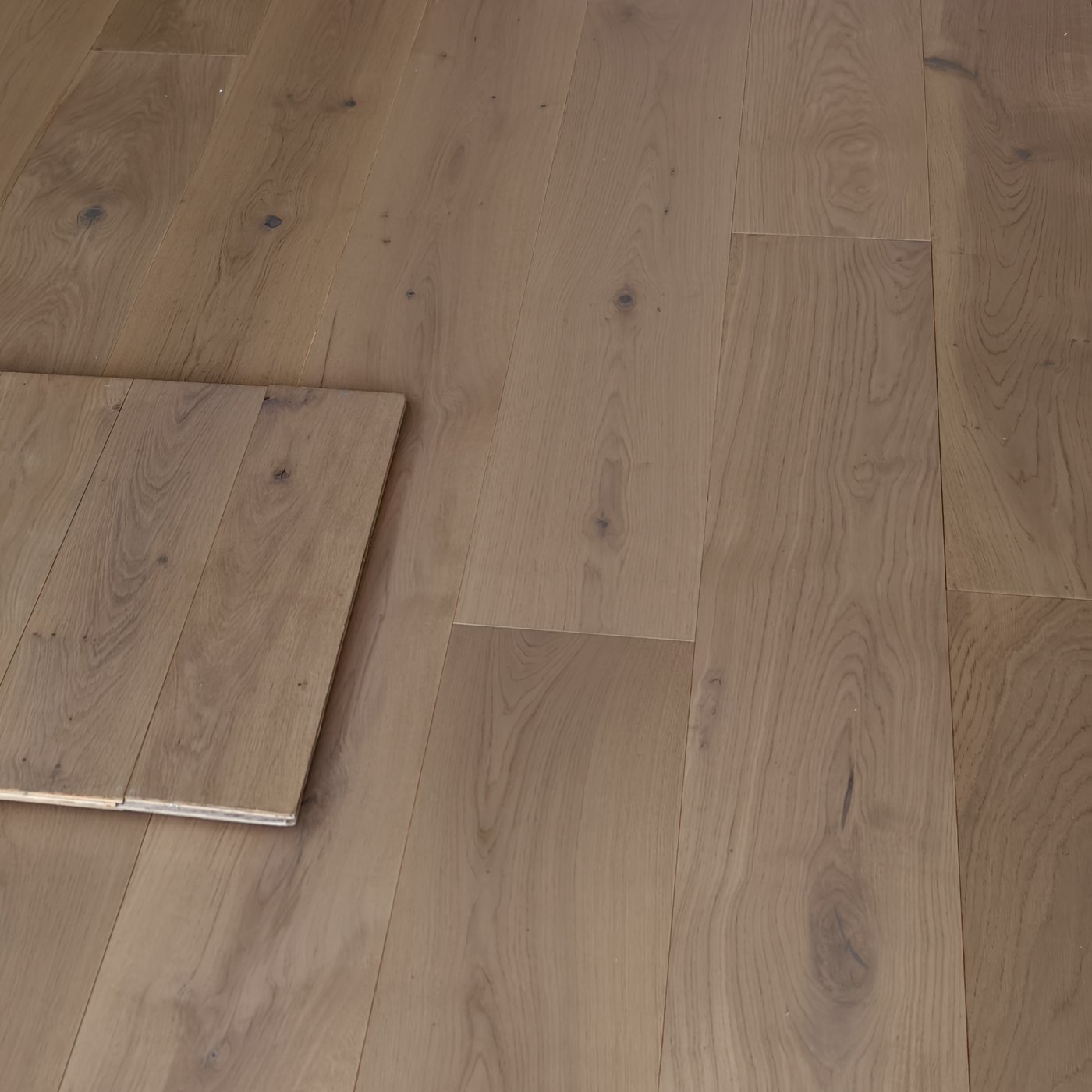 Oak flooring, Plank