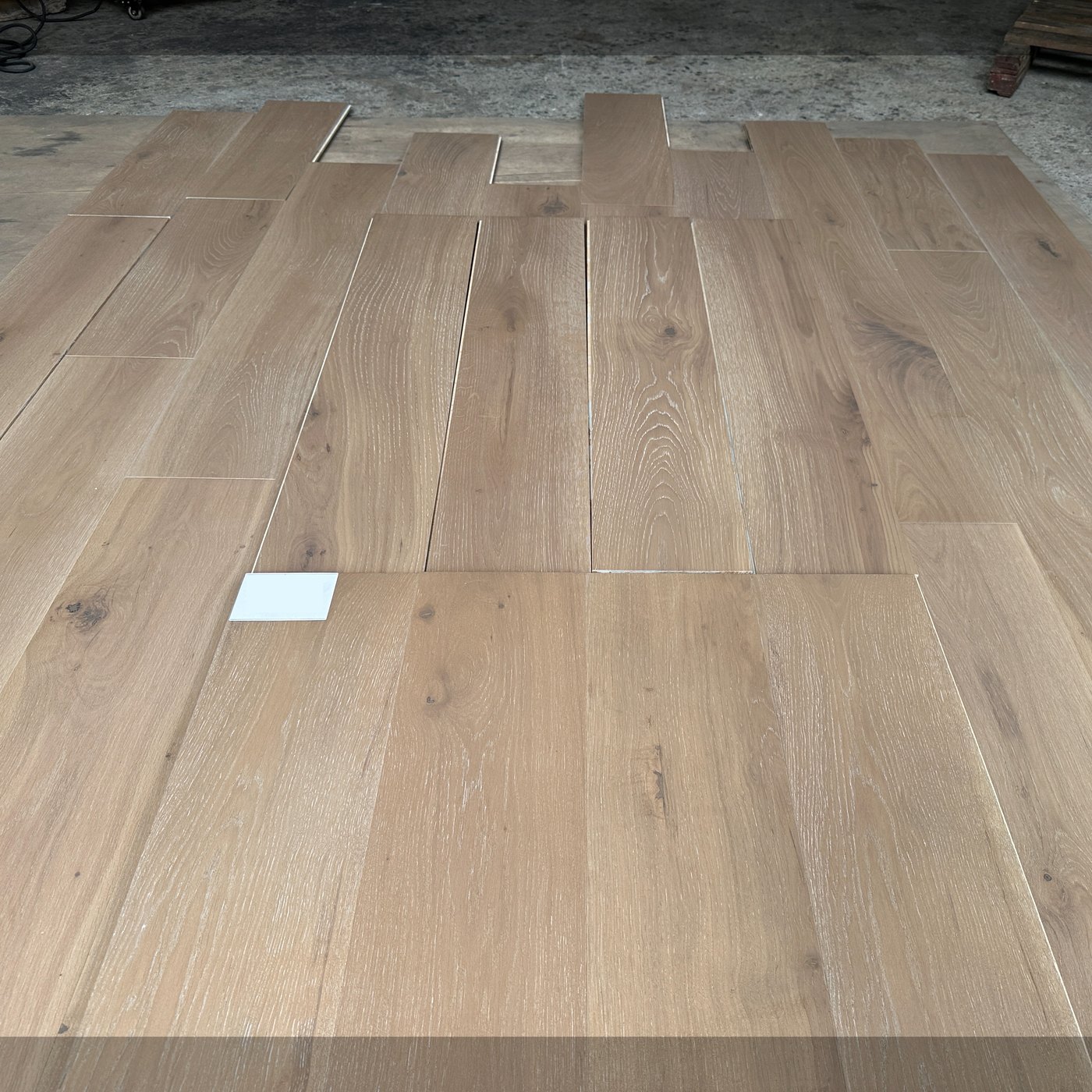 Oak flooring, Plank