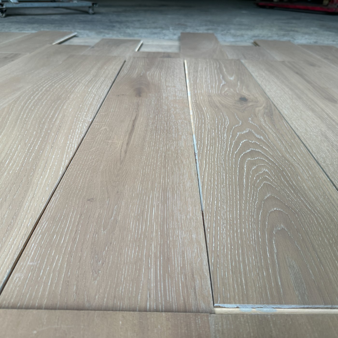 Oak flooring, Plank