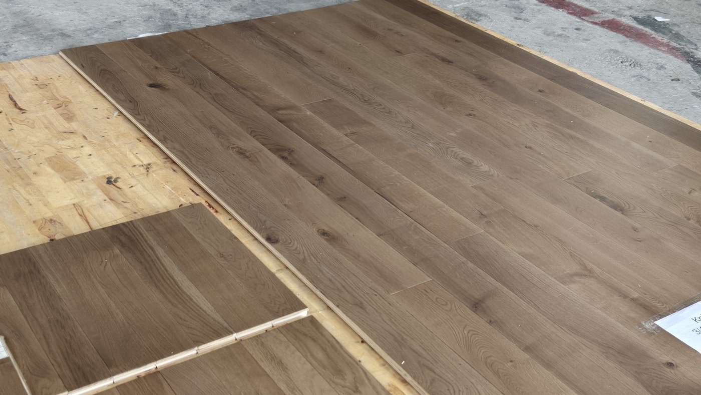 Oak flooring, Plank