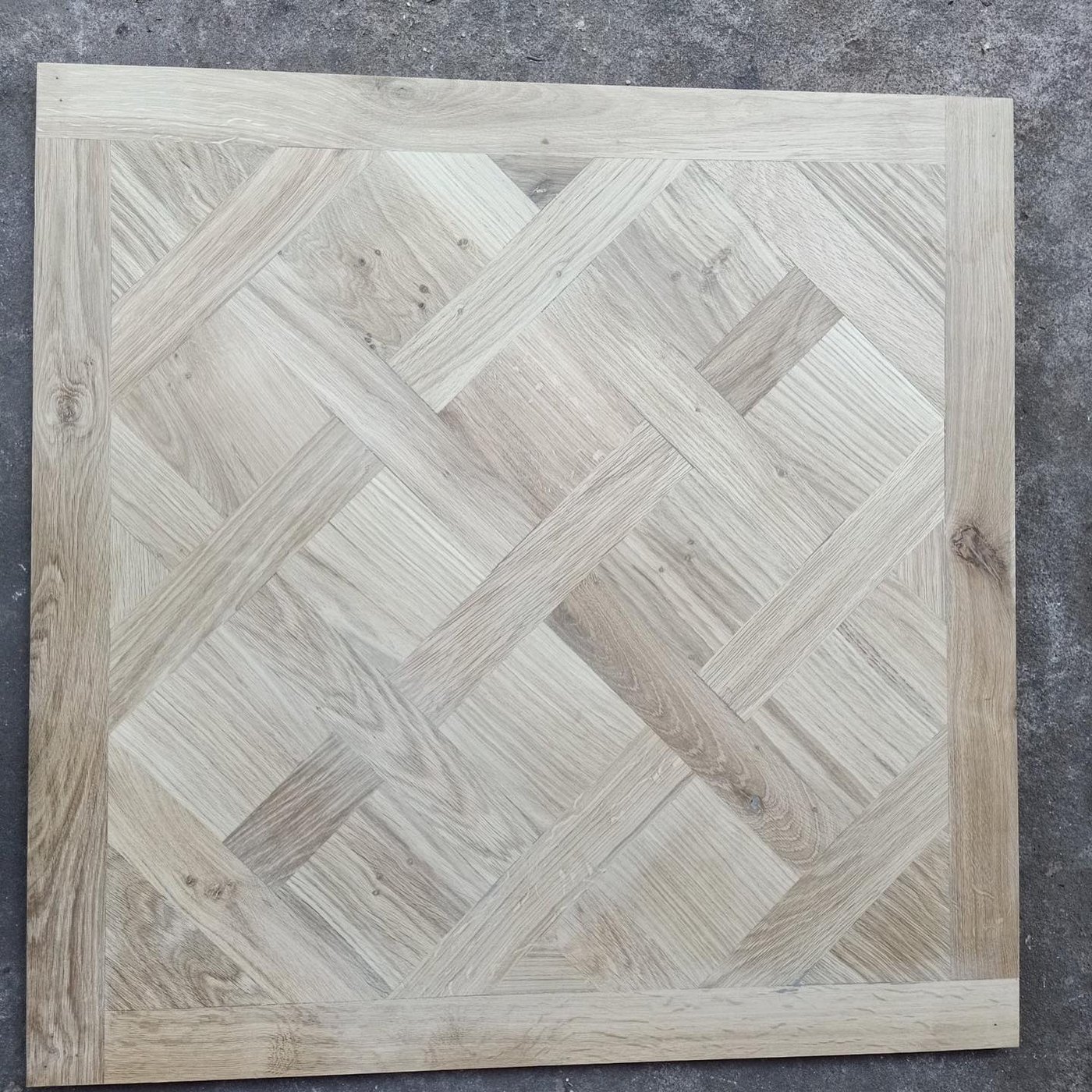 Oak flooring, Versailles panel