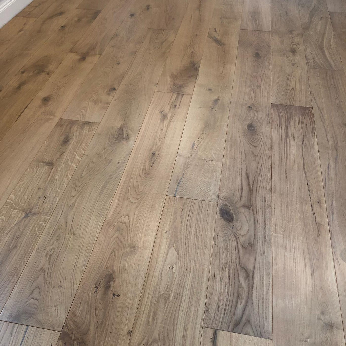 Oak flooring, Plank