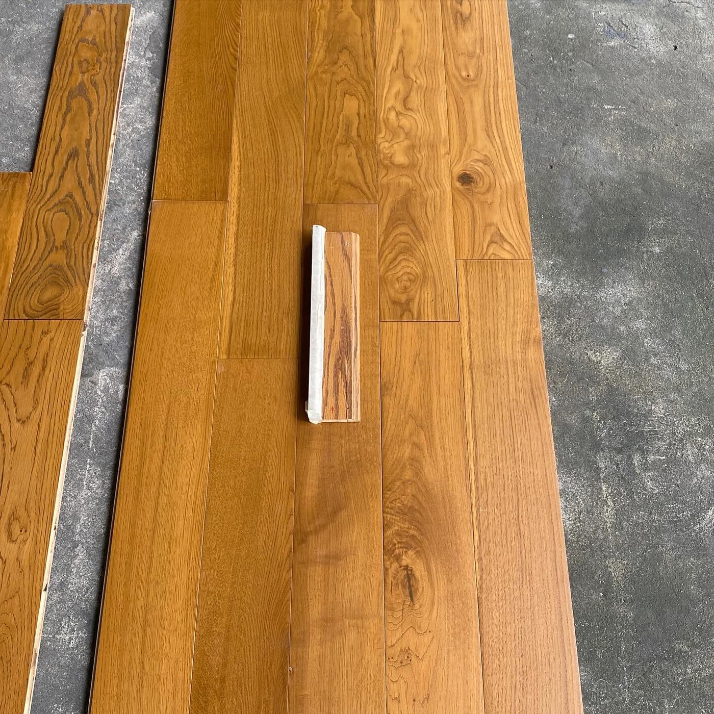 Oak flooring, Plank