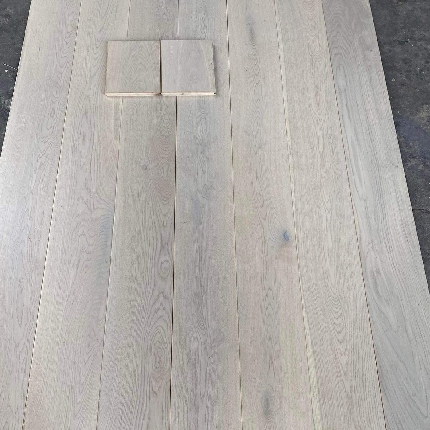 Oak flooring, Plank