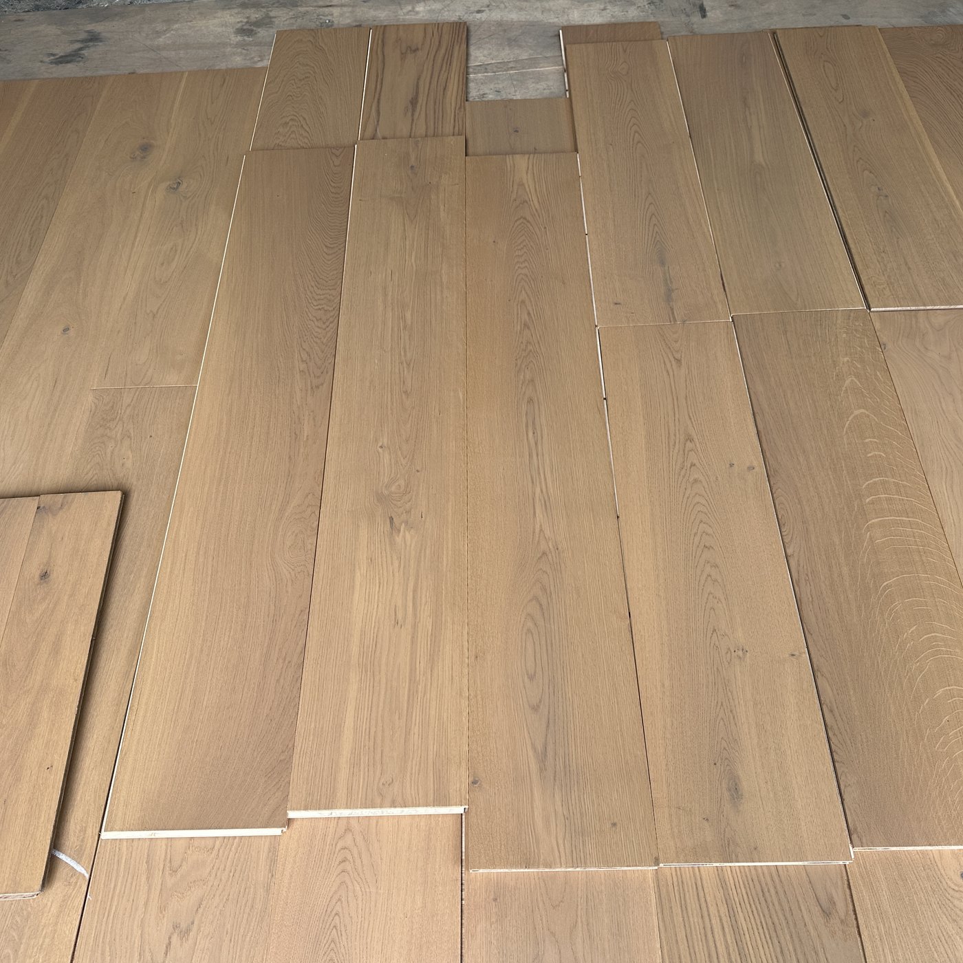 Oak flooring, Plank