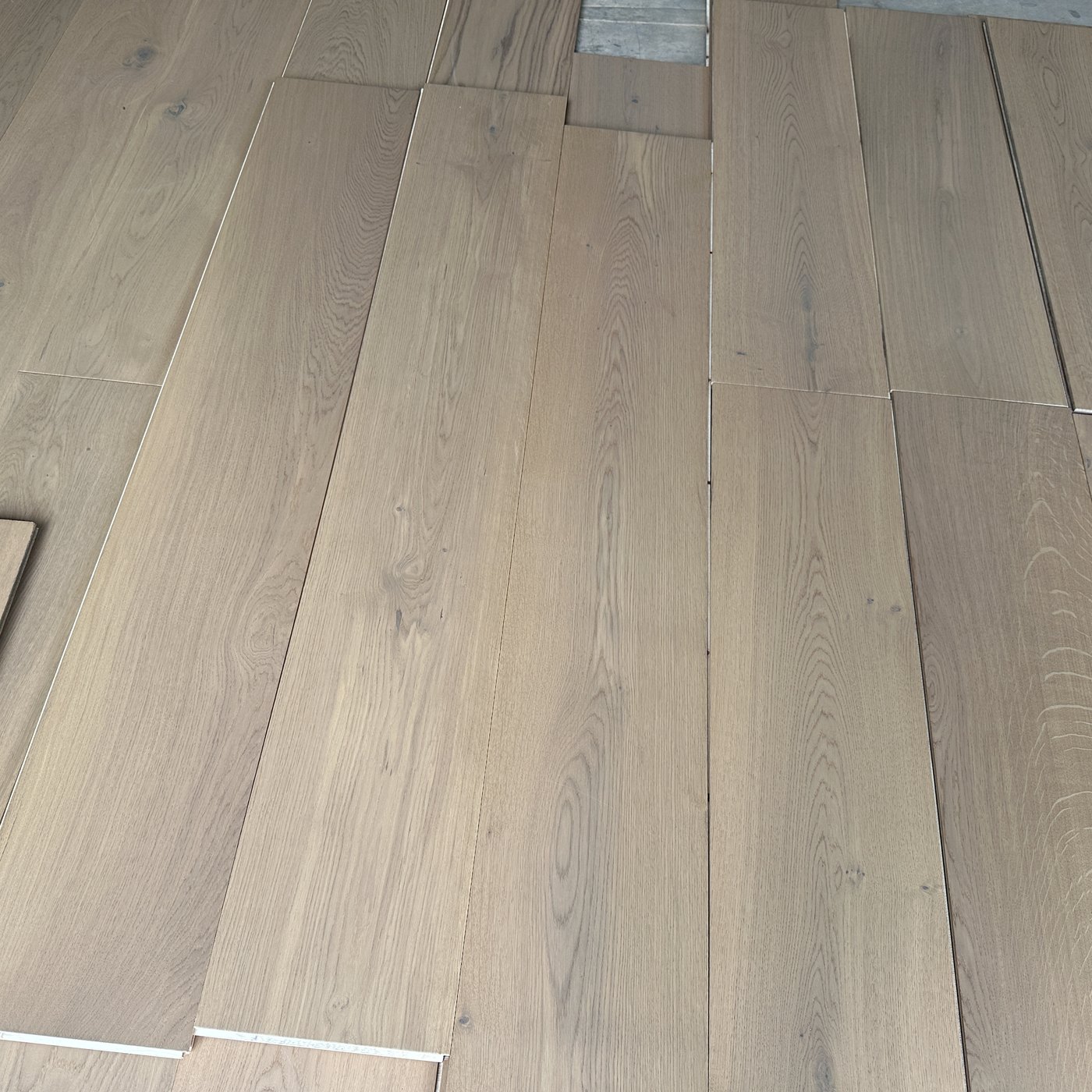 Oak flooring, Plank
